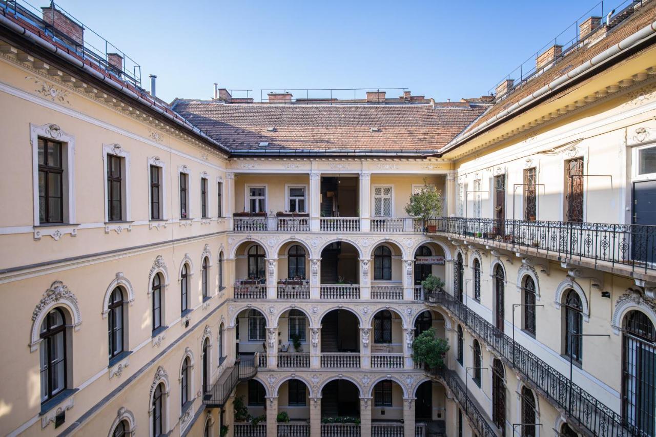 Apartments Next To The Synagogue Budapest Exterior photo
